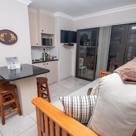 Van Den Berg'S Guesthouse Bettyʼs Bay Zewnętrze zdjęcie