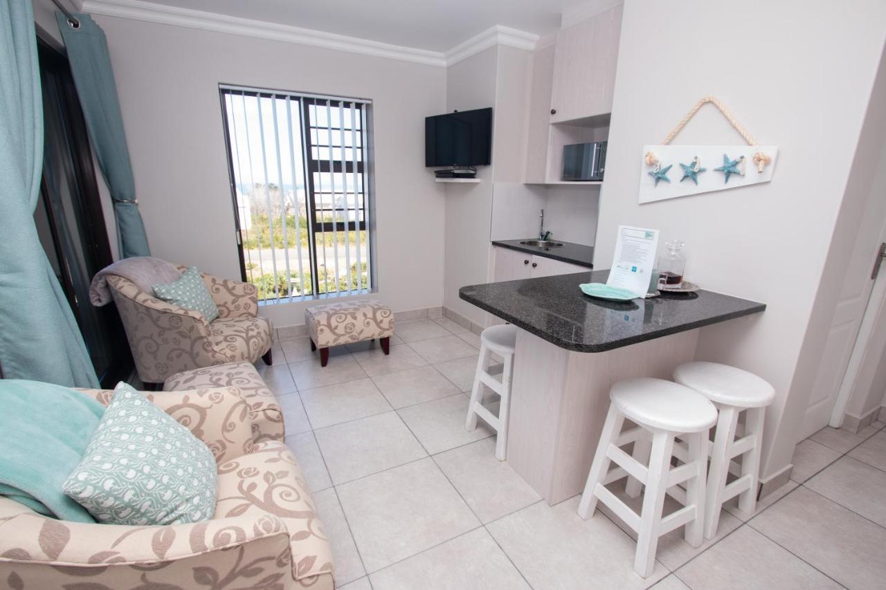Van Den Berg'S Guesthouse Bettyʼs Bay Zewnętrze zdjęcie