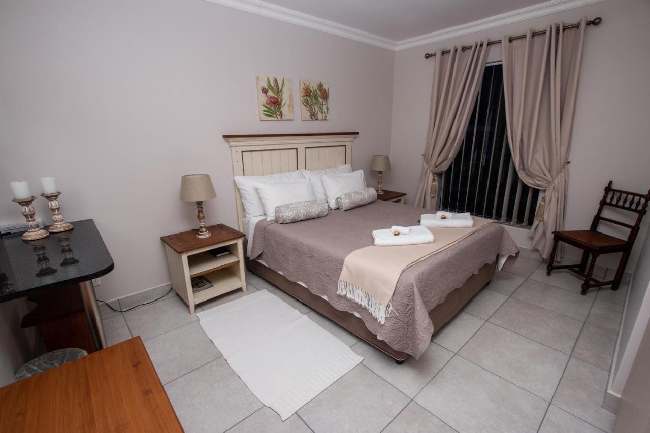 Van Den Berg'S Guesthouse Bettyʼs Bay Zewnętrze zdjęcie
