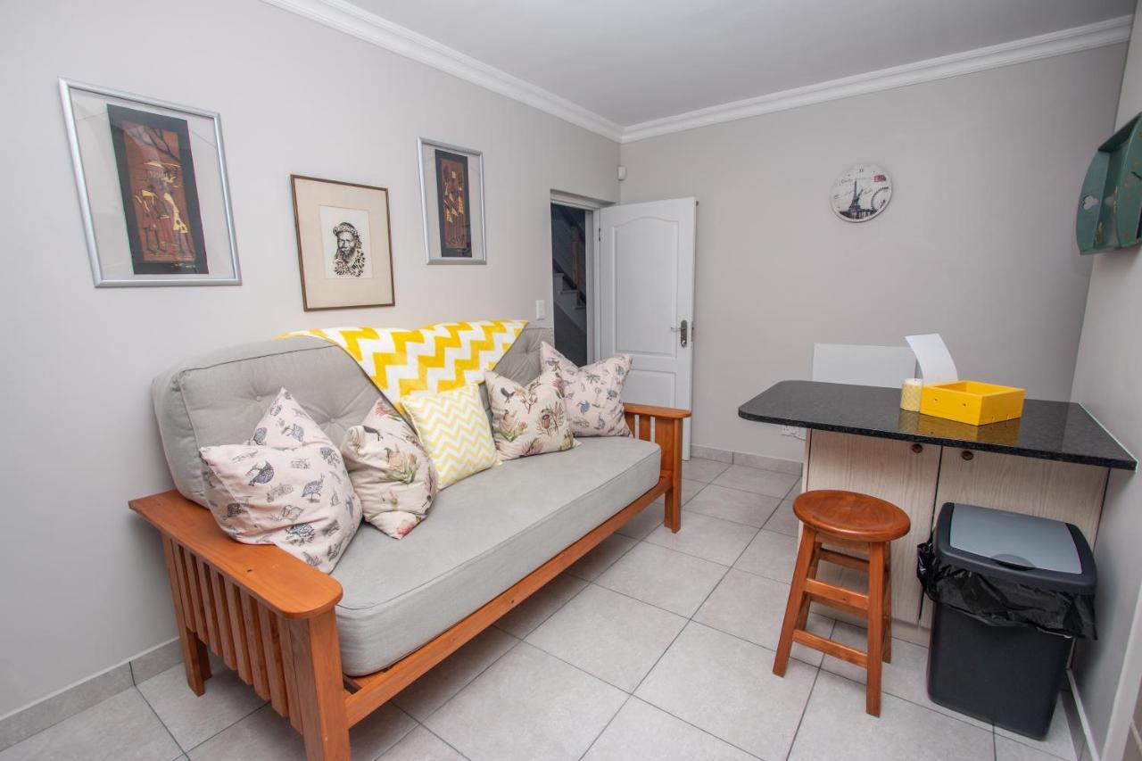 Van Den Berg'S Guesthouse Bettyʼs Bay Zewnętrze zdjęcie