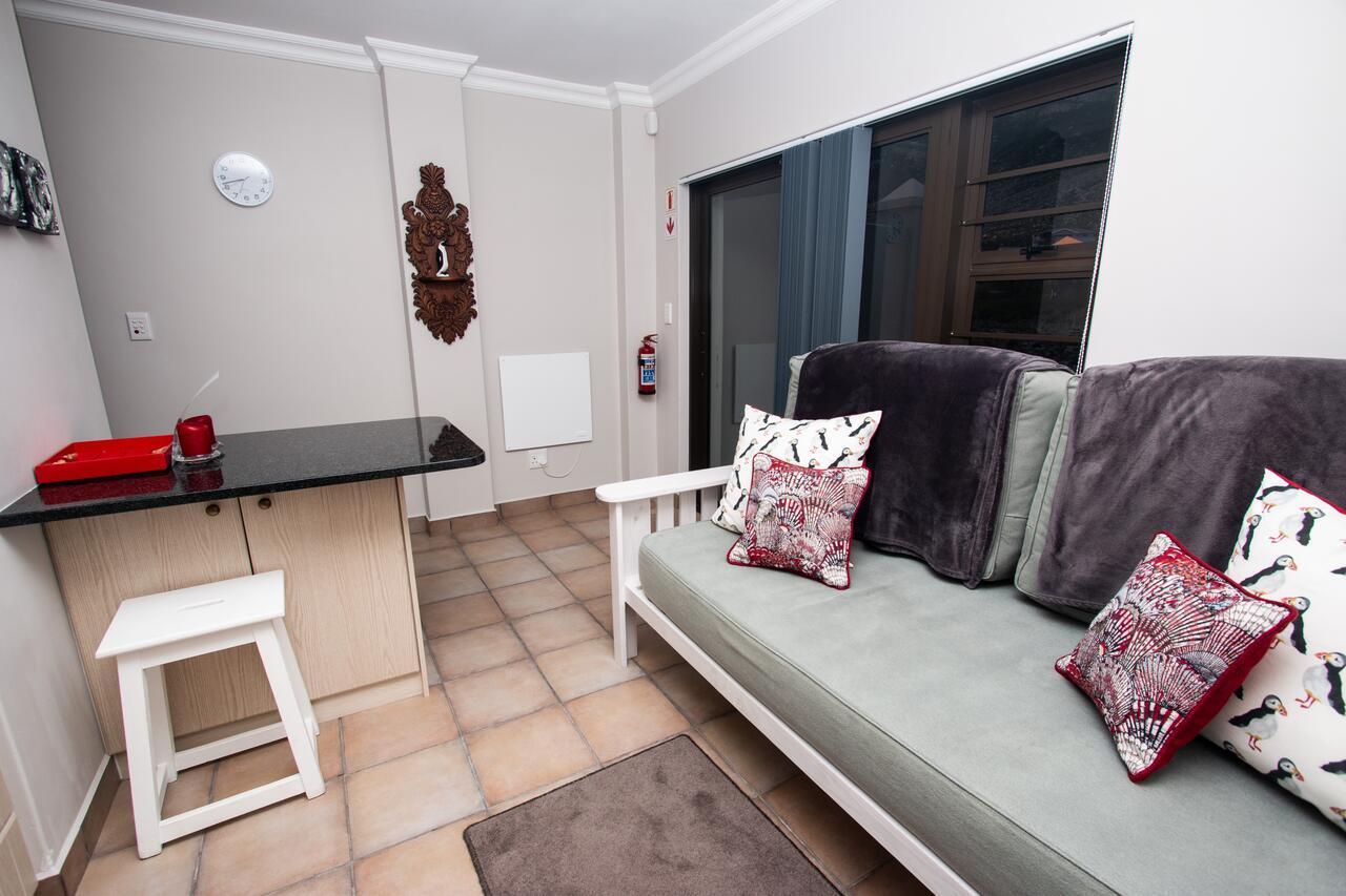 Van Den Berg'S Guesthouse Bettyʼs Bay Zewnętrze zdjęcie