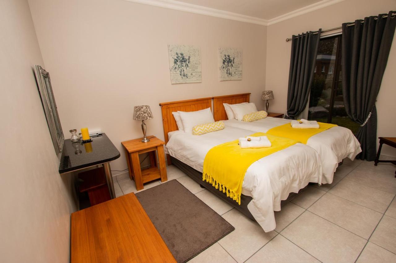 Van Den Berg'S Guesthouse Bettyʼs Bay Zewnętrze zdjęcie